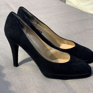 Claudia Ciuti Black Suede Platform Heels